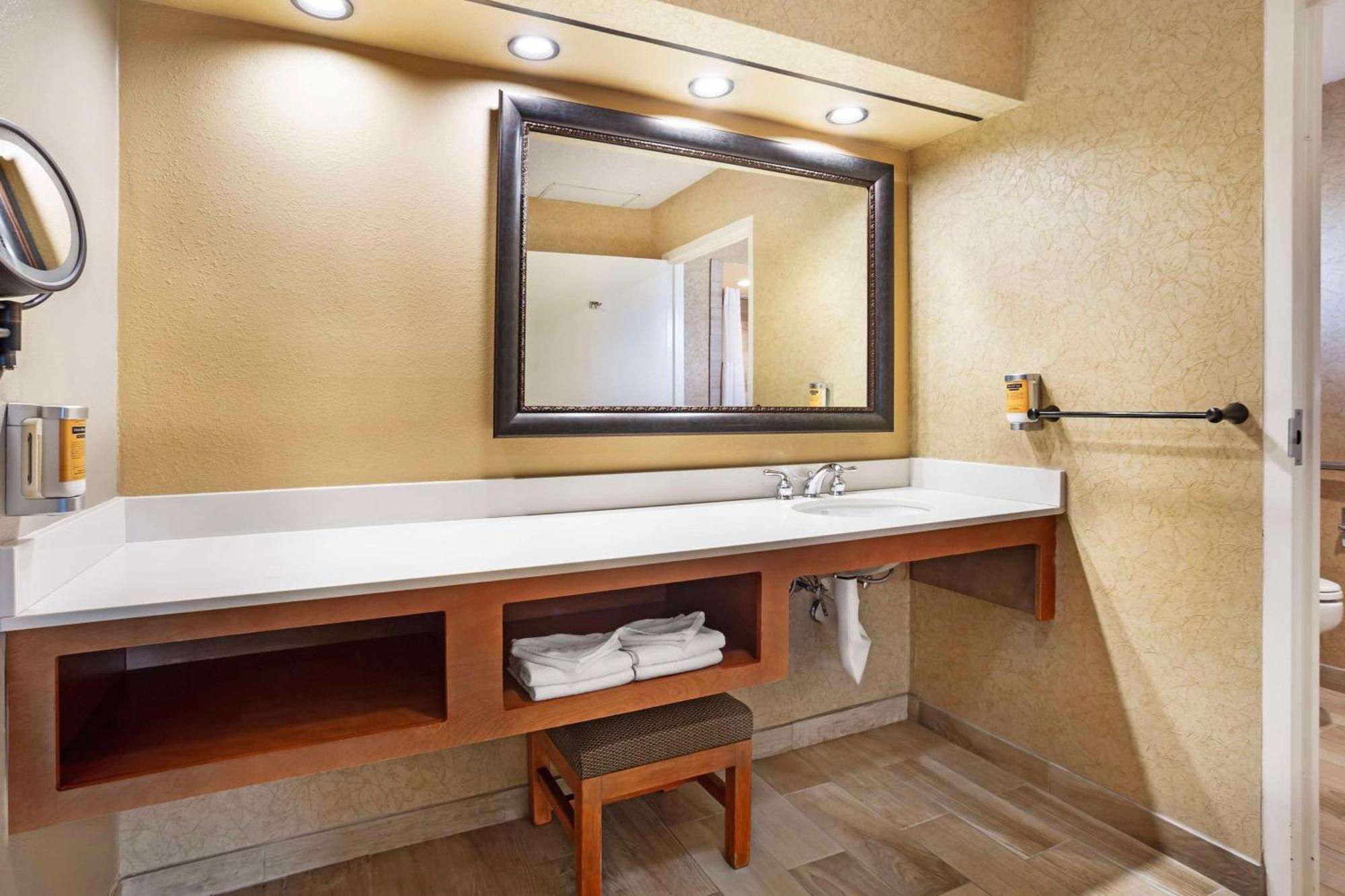 Best Western Plus Black Oak Paso Robles Eksteriør bilde